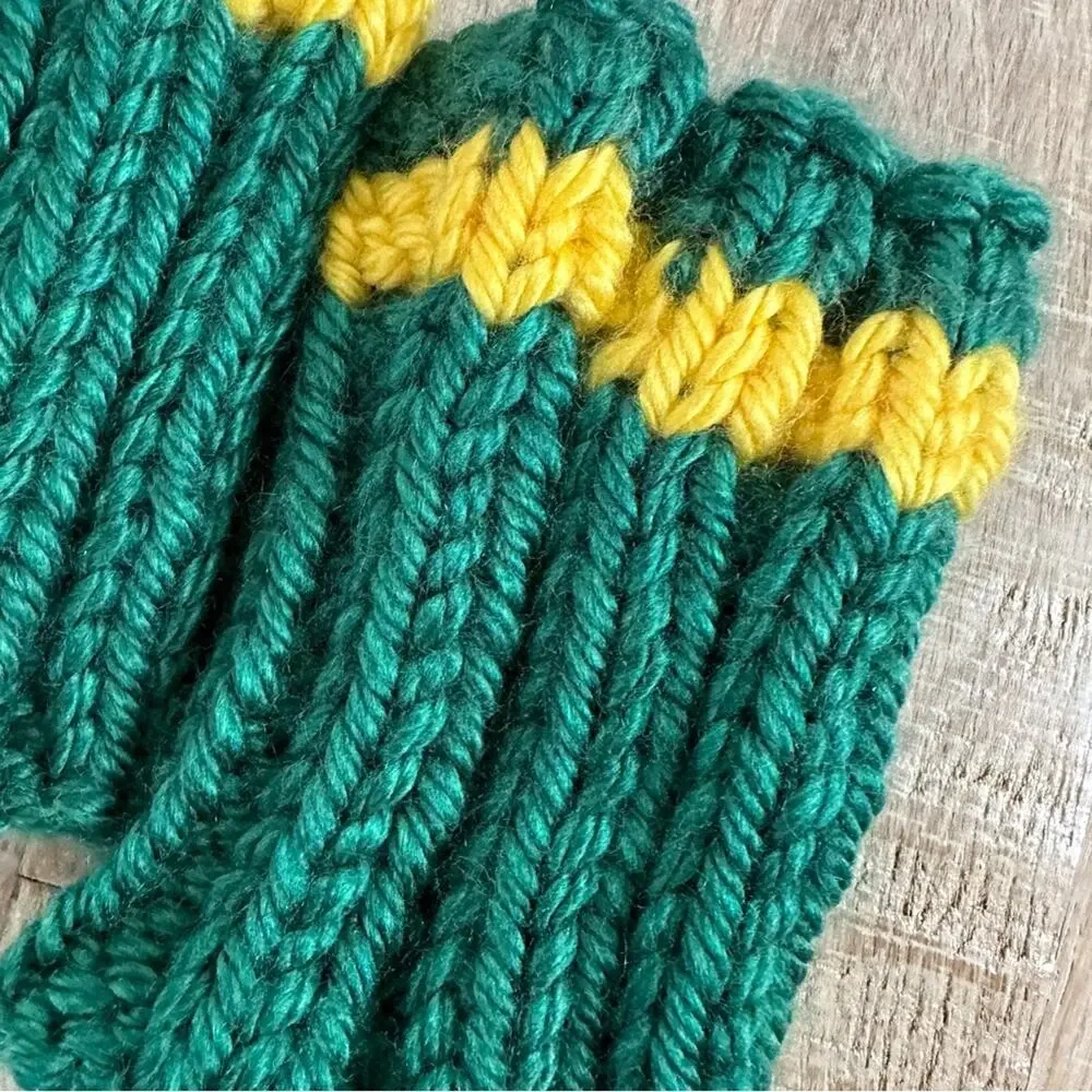 BOUTIQUE | Women's Green and Gold Packers Team Knit Boot Cuffs Leg Warmers NEW